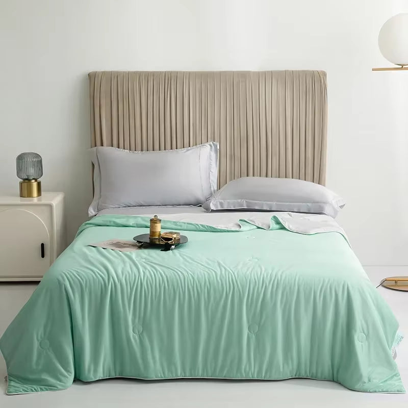 Air Condition Comforter for Summer Pure Color Ice Silk Cooling Blanket Lightweight and Smooth Twin/King Size Cold Quilt
