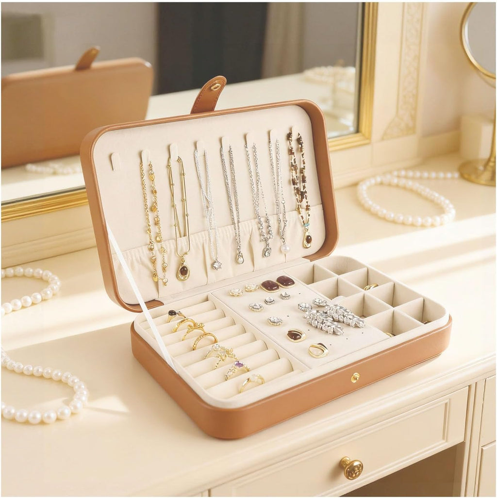 Jewelry Box, Jewelry Organizers and Storage Small Jewelry Boxes for Women Portable Jewelry Organizer Storage Holder Display for Ring Earrings Necklace (Brown)